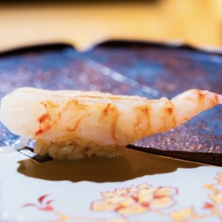 Lunch course [Five seasonal dishes and eight nigiri sushi]