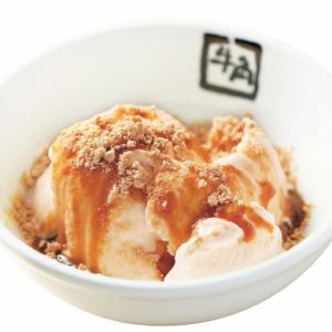 牛角香草冰淇淋 / 牛角抹茶冰淇淋