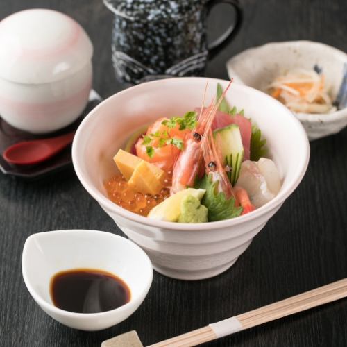 海鮮丼