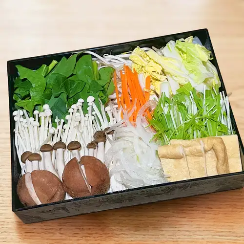 こだわりの新鮮野菜盛り合わせ