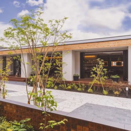 駐車場完備で便利