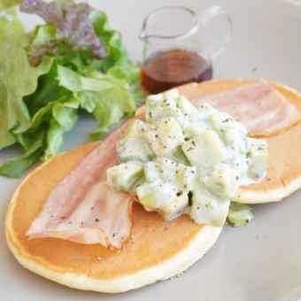 パンケーキセット（アボカド＆ベーコン）※ドリンク付き