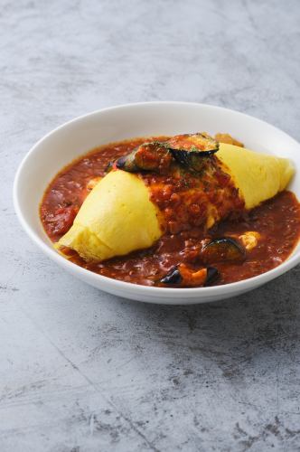 Meat omelet rice with eggplant and mozzarella