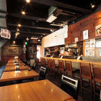 少人数でお使いいただけるテーブル席も♪居酒屋デートにいかがでしょうか？