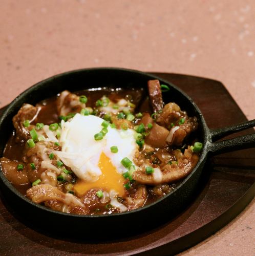 Doteppan - Fukukitsu's specialty: Teppanyaki Doteni (beef stew)