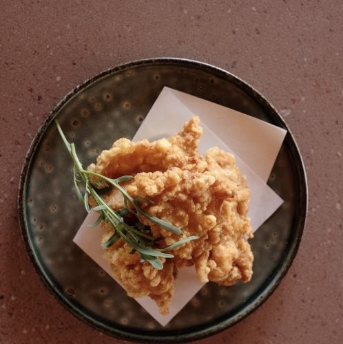 Deep-fried chicken marinated in mild soy sauce