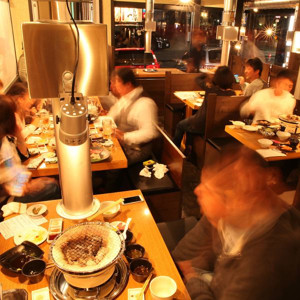 餐桌座位最多可容納67人！可用於各種宴會♪所有飲料均為308日元（含稅）*不包括瓶子。單點198日元（含稅）起！