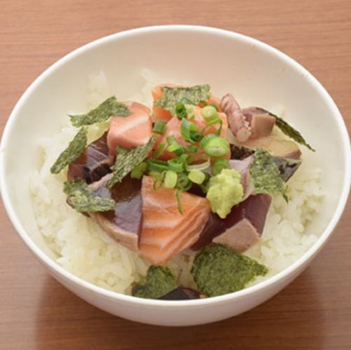 ミニ海鮮丼／ミニカレー