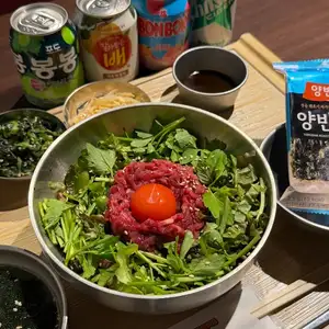 ユッケビビンバ定食