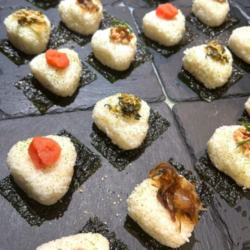 【코스 한정】채색 풍부한 주먹밥◎