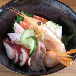 本日の海鮮丼 通常/ハーフ