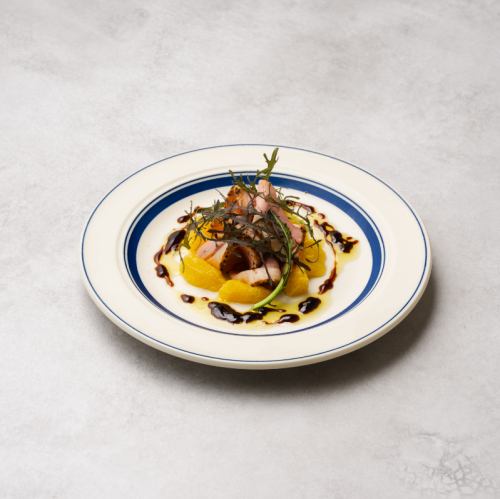 鴨パストラミとオレンジのカルパッチョ