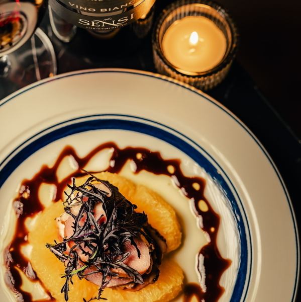 《SNS映え必至◎》鴨パストラミとオレンジのカルパッチョ♪女子会やデートに◎ワインと合う本格イタリアン!