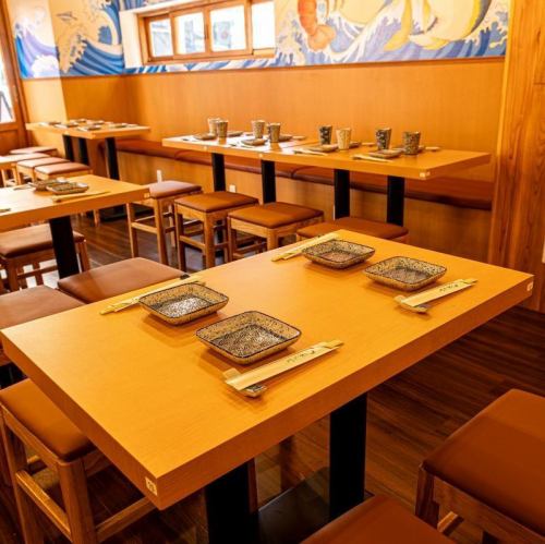 It's the perfect place for a company launch party or a get-together with friends.The spacious space allows you to relax without worrying about those around you, which naturally encourages lively conversation.Enjoy a fun time filled with smiles to your heart's content while savoring dishes made with seasonal ingredients and carefully selected alcoholic beverages.The calming Japanese atmosphere further enhances the comfort.