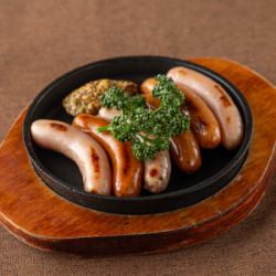 鉄板ソーセージ盛り合わせ