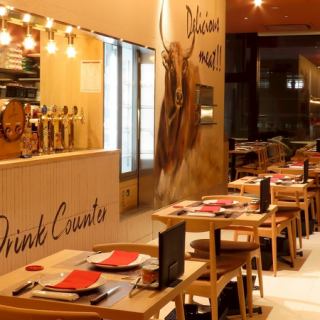 ★デートや記念日におすすめ★人気のカップルシートもご用意しております。お誕生日や記念日にメッセージ付デザートプレートもご用意◎お客様にとって素敵な一日になるよう従業員一同、心を込めてサプライズをさせていただきます。お気軽にご相談ください。　※画像は系列店です。