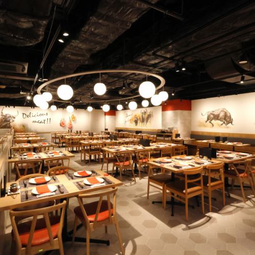 Seating capacity of 140 people ~ Standing capacity of 150 or more!