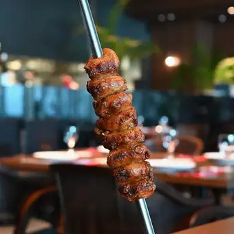 ◆ Frango (chicken thigh)