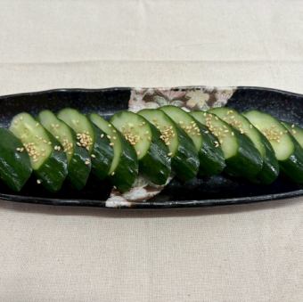 1 pickled cucumber