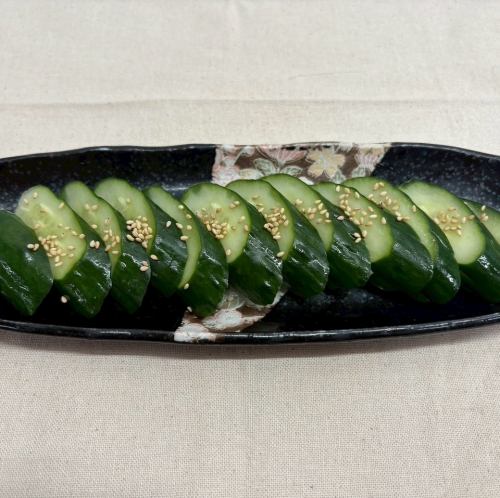 1 pickled cucumber
