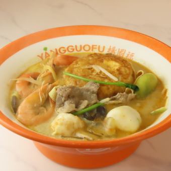 セルフ方式で具材・麺を選べる！自分好みのマラータンをお楽しみいただけます♪