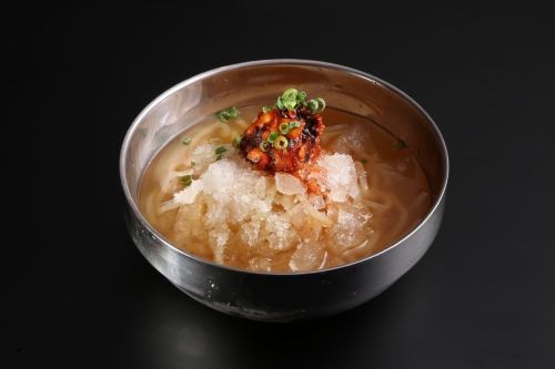 ボンズの盛岡冷麺 小