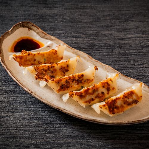 수제 및 감기 달걀 / 수분이 많은! 검은 돼지 만두