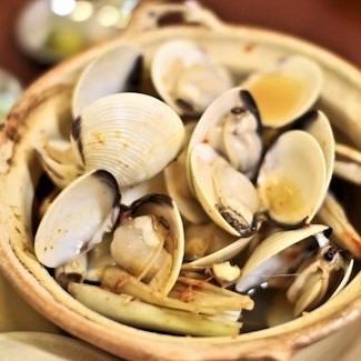 Steamed Clams with Lemongrass