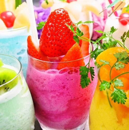 Over 50 types of dessert smoothies including non-alcoholic desserts ¥800 → ¥500