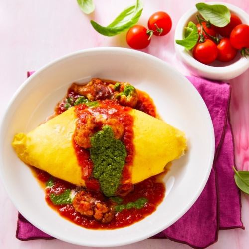 Cauliflower and basil omelet rice with tomato garlic sauce
