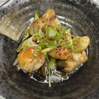 烤阿波舞雞配醬汁