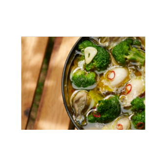 牡蠣とブロッコリーのアヒージョ