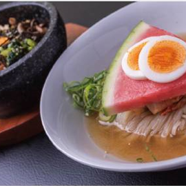 LUNCH MENU 冷麺セット 大盛り無料