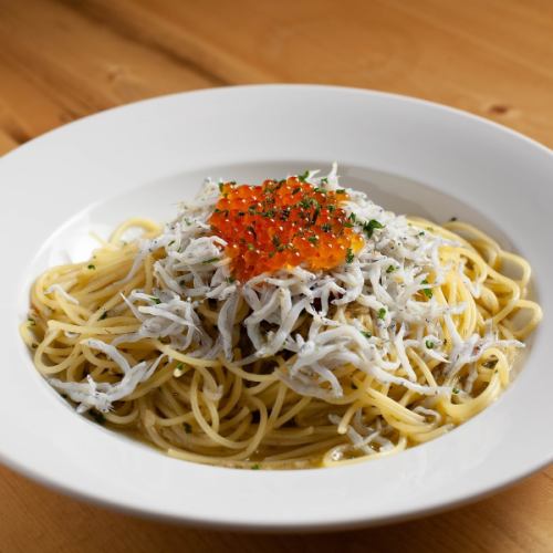 しらすといくらのペペロンチーノ