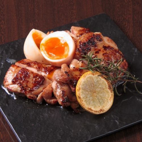 鶏もも肉の旨塩グリル～半熟玉子添え～