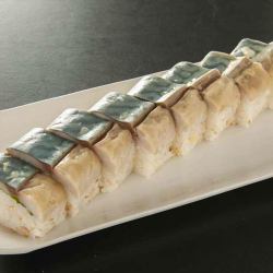 Mackerel sushi roll