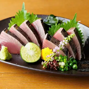 かつおのお刺身