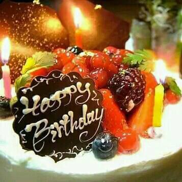 クーポン利用でホールケーキ1650円♪盛合せ200円でOK♪