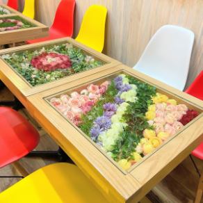 [꽃 예술] 꽃으로 물들인 아트 풍의 테이블! 모두 다른 디자인 ☆