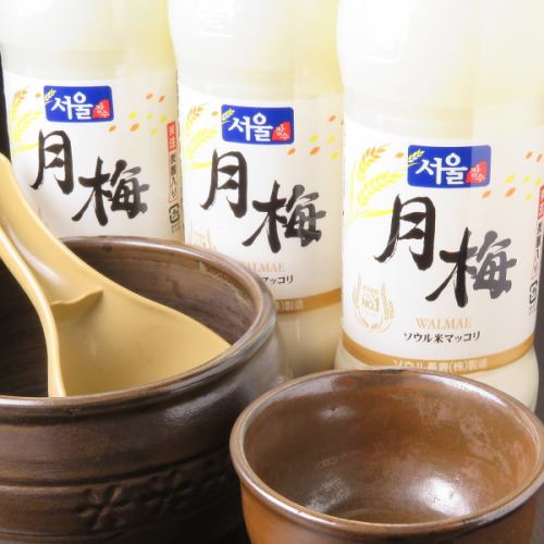 Various types of makgeolli (glass)