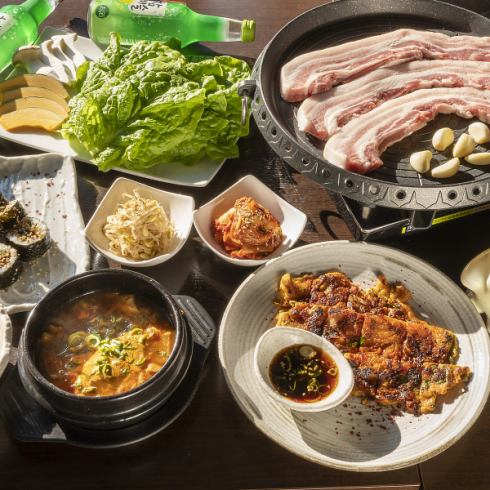 可以享受正宗韓國料理的韓國居酒屋！還有各種無限暢飲的套餐！