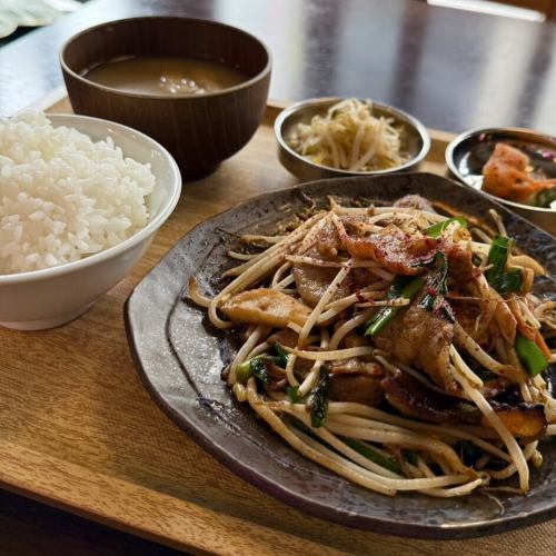 今週のランチメニューもございます