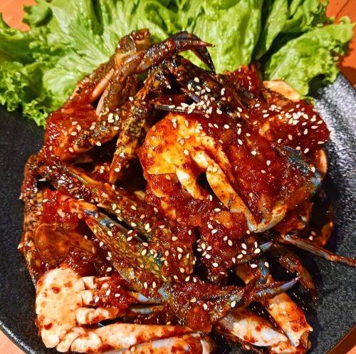 Seasonal only! Fisherman's quenched Hokkaido blue crab yangnyeomgejang is now available in larger quantities!