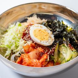 Korean bibim cold noodles