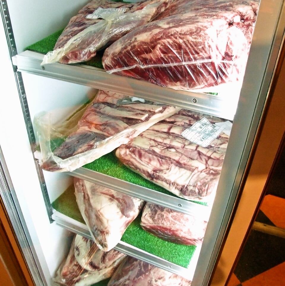 只能從直營肉品批發商處獲得的肉類品質。自助餐3,218日圓（含稅）～