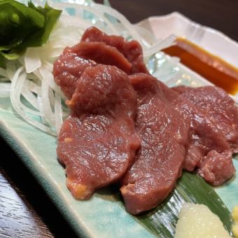 馬刺し（上もも）