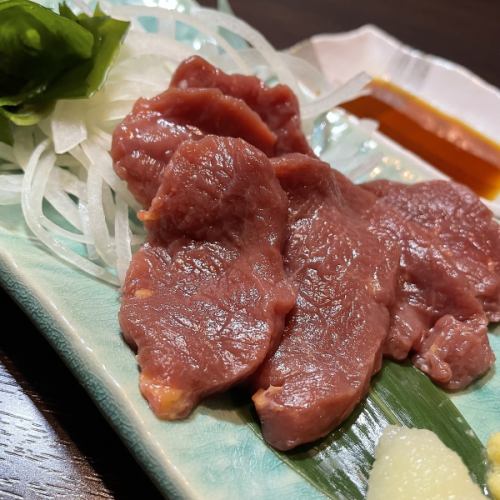 馬刺し（上もも）