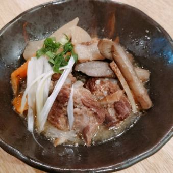 紅燒黑豬軟骨