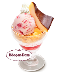 ストロベリーチーズケーキパフェ