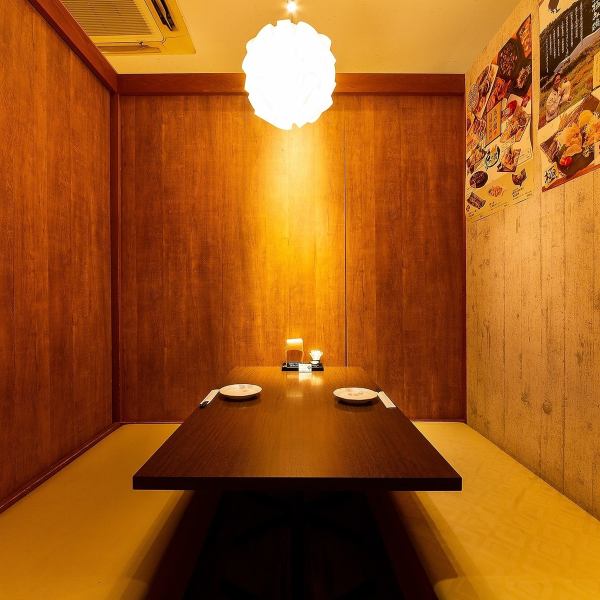 [All seats are private rooms] From 2 people to private rooms This is a space that is perfect for private occasions and can be used for a variety of occasions.An izakaya where you can enjoy Kyushu local chicken cuisine in a private space where all seats are private.We provide the perfect space for dates and girls' gatherings!Enjoy various banquets at the relaxing sunken kotatsu seats.